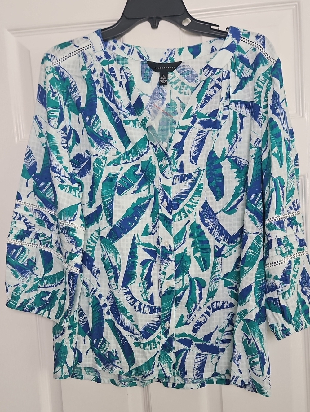Investments 3/4 Balloon Sleeve V-neck Button Front Top: Blue/Teal Feather: Large
